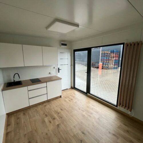 Kantoorunit 5x3 m voor buiten – modulaire units 8 Interieur met optionele keuken, kantoorunit 5 x 3m